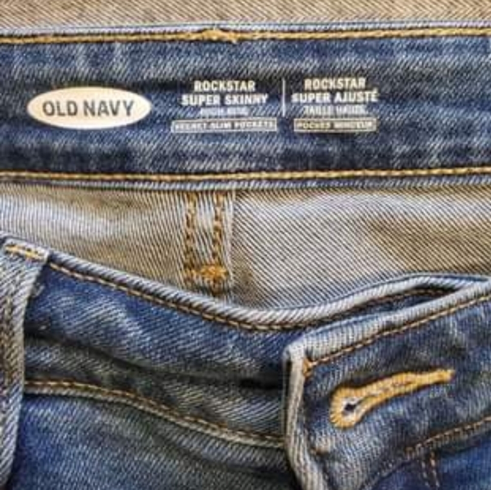 Jeans - Picture 2 of 4